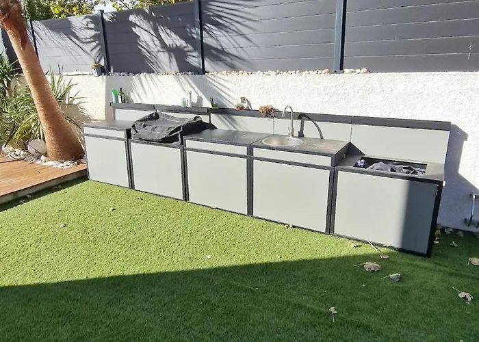 Maison Moderne 300m De La Rochelongue 빌라 아그